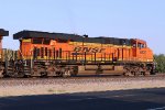 BNSF ES44C4 #6832